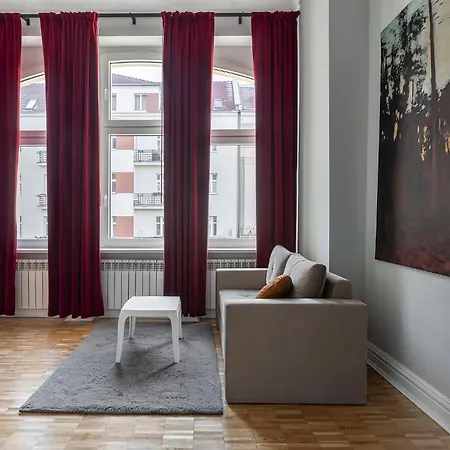 Chelmonskiego 8-04 By Farkas *