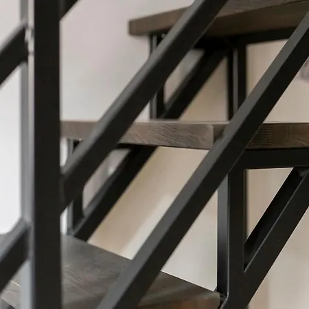 Chelmonskiego 8-04 By Farkas *