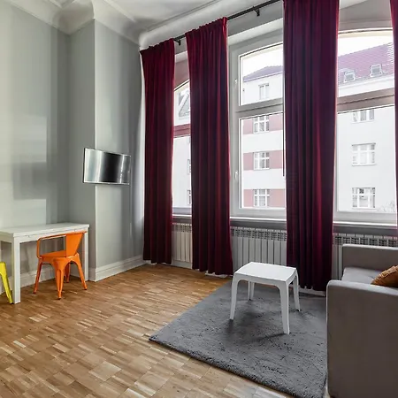 Apartmán Chelmonskiego 8-04 By Farkas *