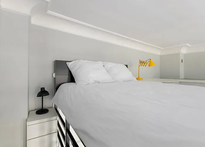 Chelmonskiego 8-04 By Farkas Poznań