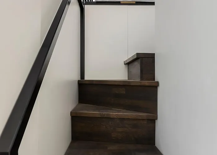 Appartement Chelmonskiego 8-04 By Farkas *